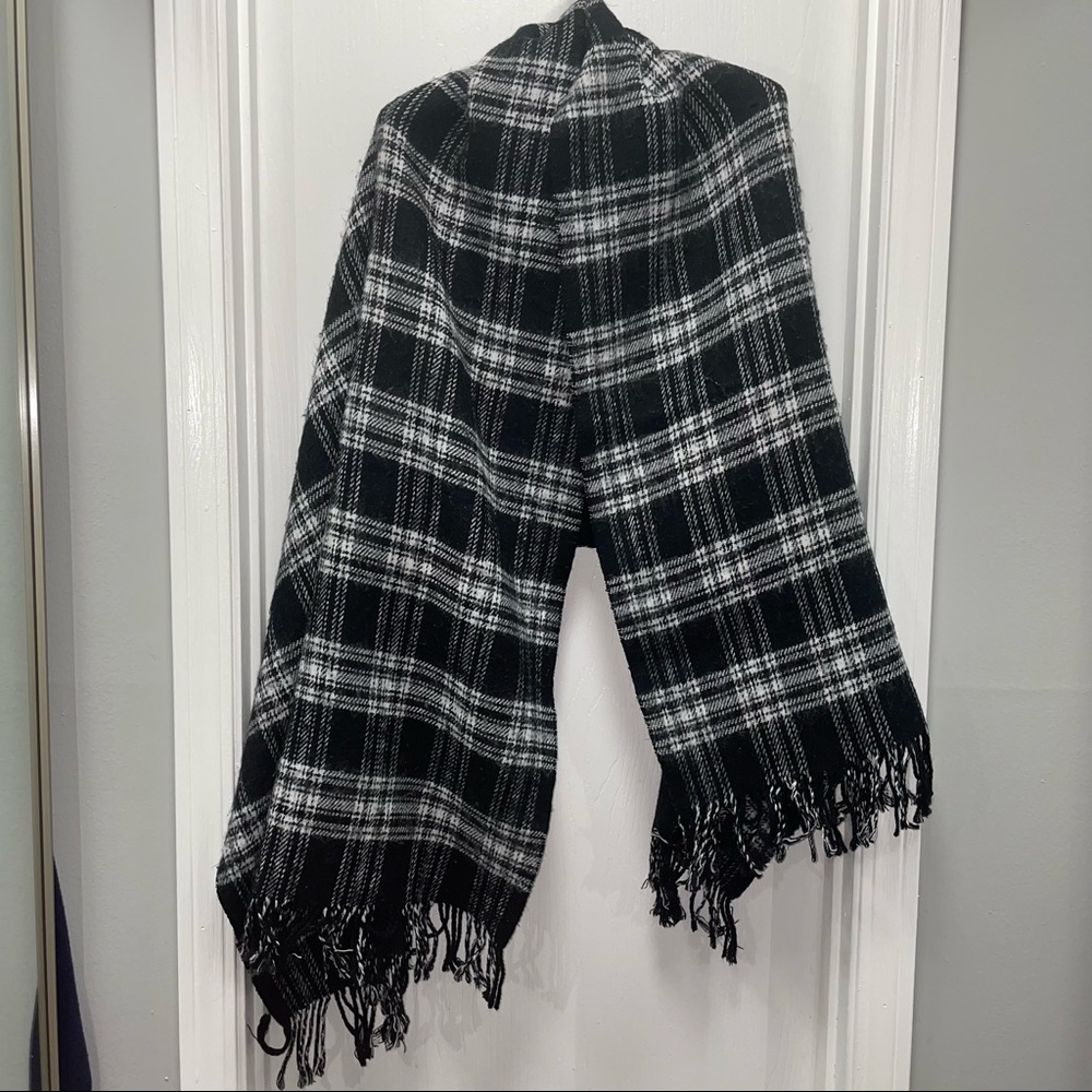 Preston & York Blanket Scarf Plaid Fringe Tassel Hem Striped Reversible Shaw